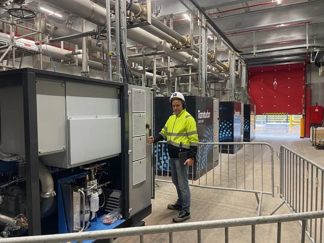 Industrial installation of Tamturbo oil-free turbo compressors in a manufacturing facility, delivering energy-efficient compressed air with Touch‑Free™ magnetic bearing technology and low total cost of ownership.